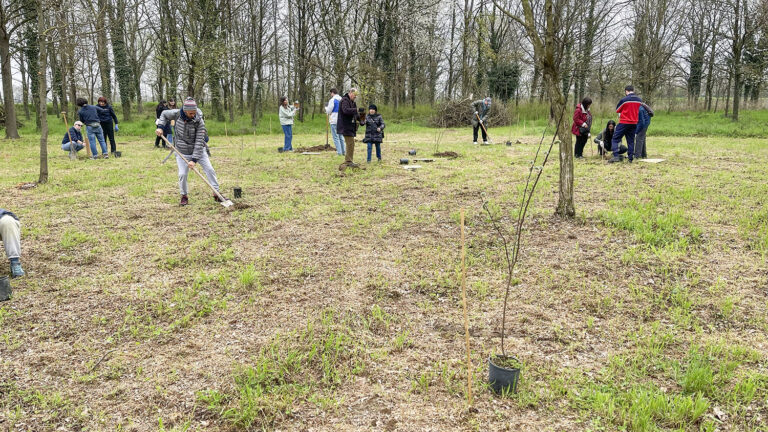 WOWnature tree-planting event at Parco del Serio, March 2025