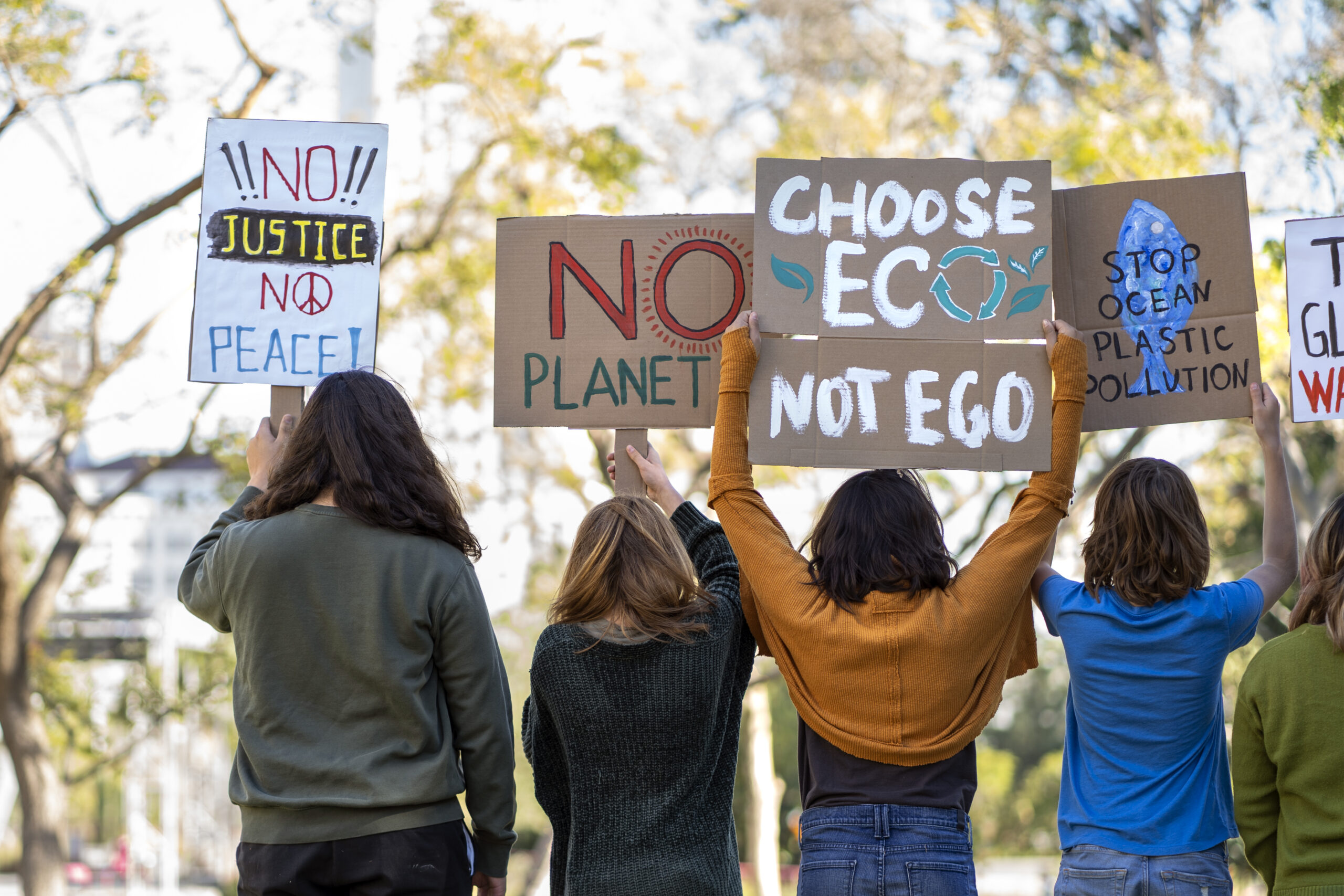 people-world-environment-day-protest-with-placards